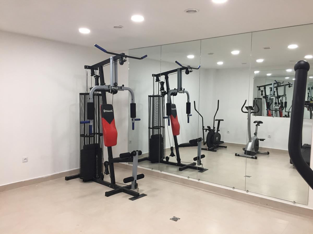 National Hotel 코불레티 외부 사진